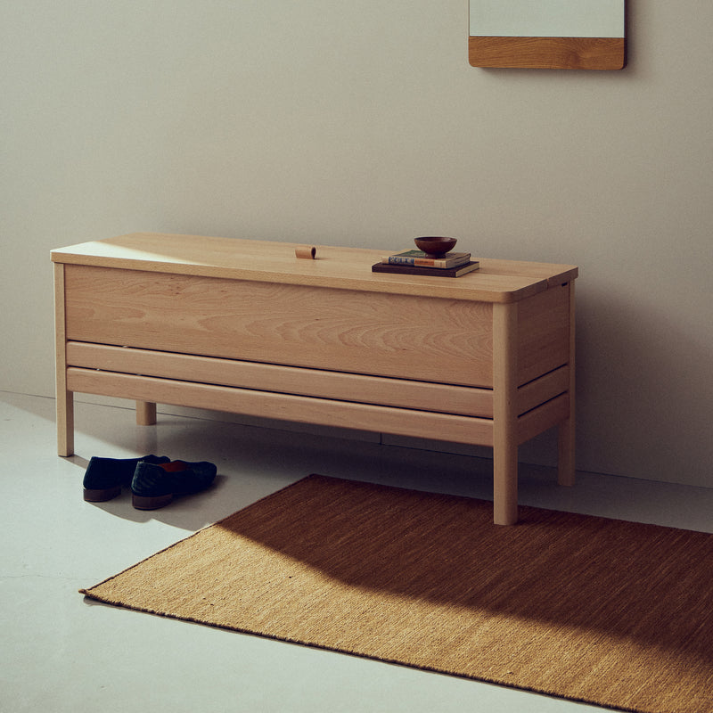 Form & Refine - A Line Truhenbank | Buche / 111 cm