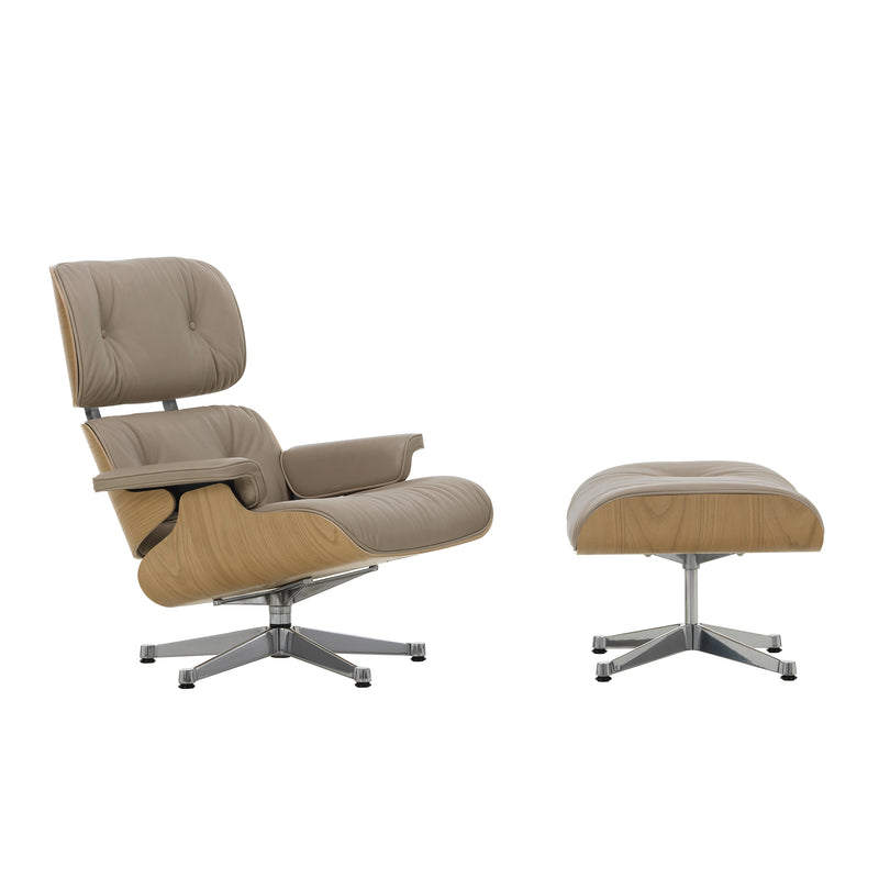 Vitra - Lounge Chair & Ottoman | Leder Natural F 78 dark sand / Kastanie natur / poliert