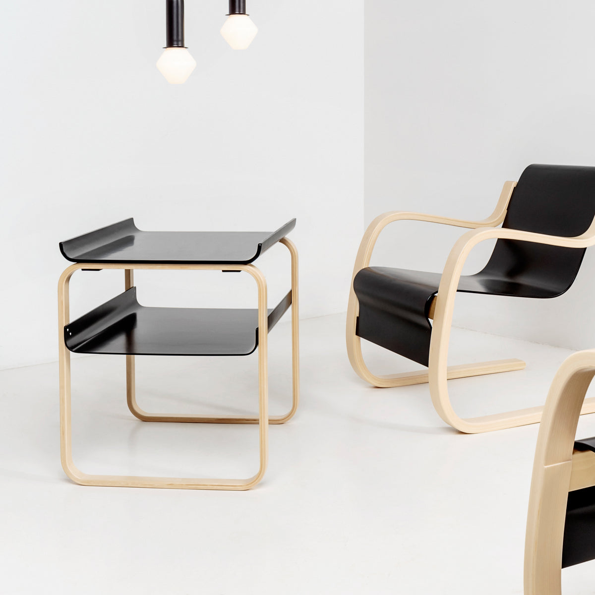 Artek - Beistelltisch 915