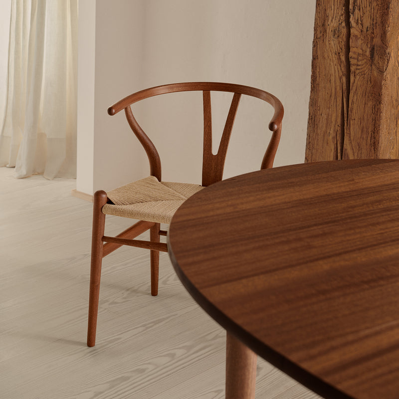 Carl Hansen - CH338 ausziehbarer Esstisch