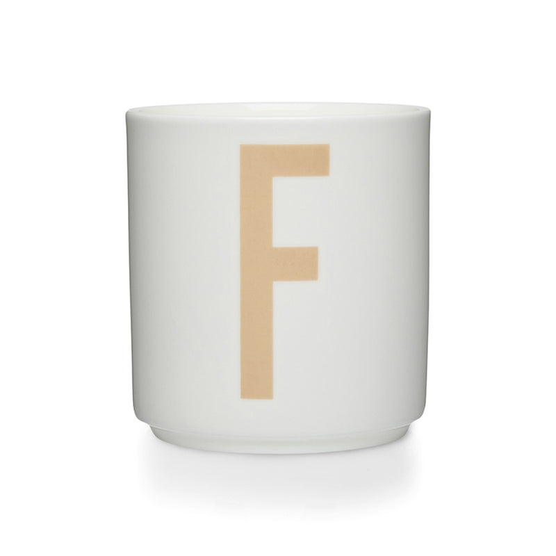 Design Letters - AJ Porzellan Becher A-Z | F / beige/weiß