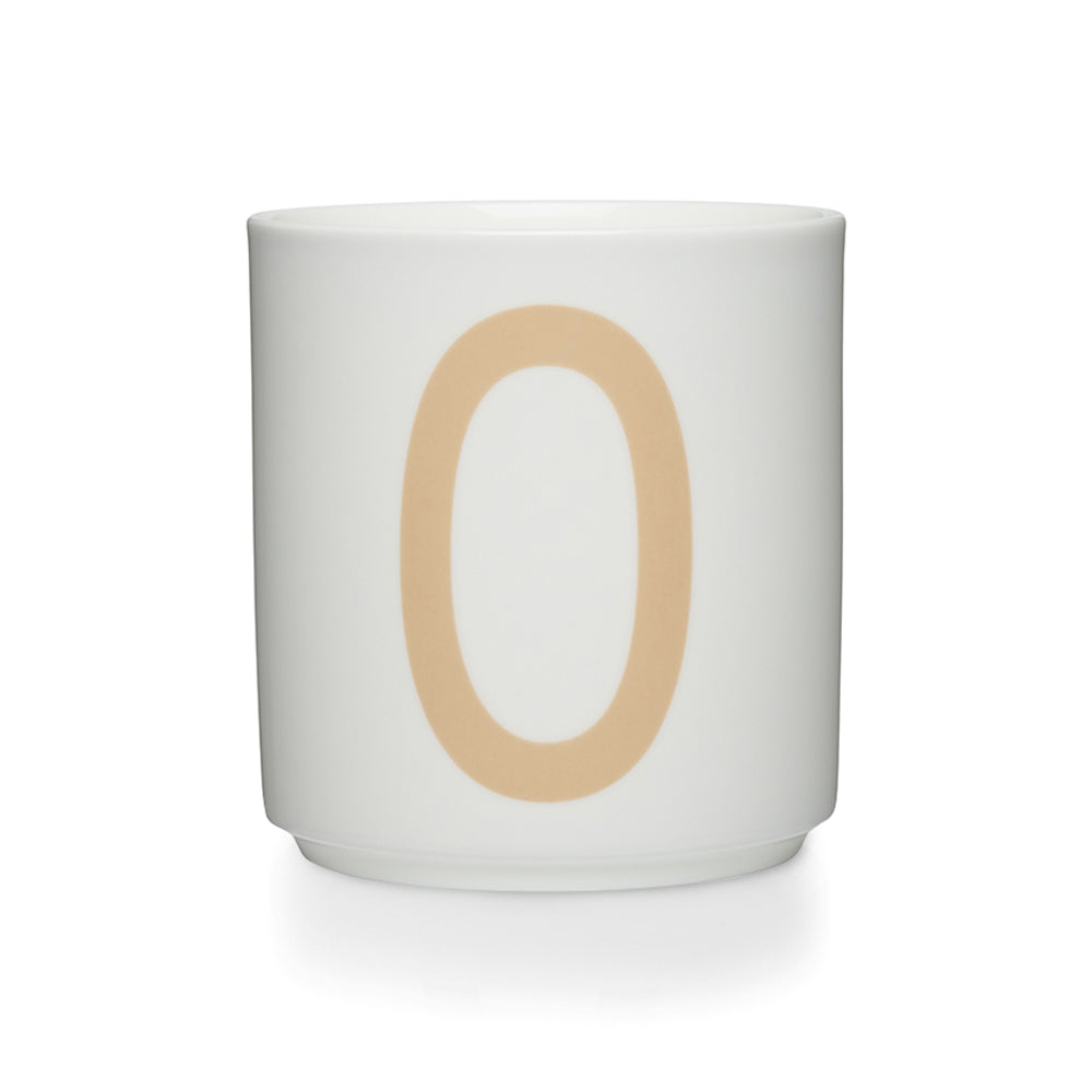 Design Letters - AJ Porzellan Becher A-Z | O / beige/weiß