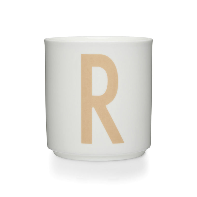 Design Letters - AJ Porzellan Becher A-Z | R / beige/weiß