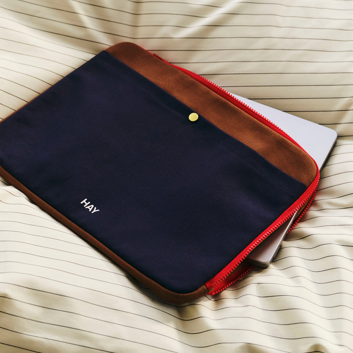 HAY - Multi Laptop Cover | midnight blue/multi