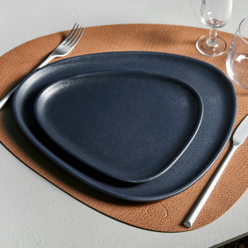 Lind DNA - Curve Stoneware Teller