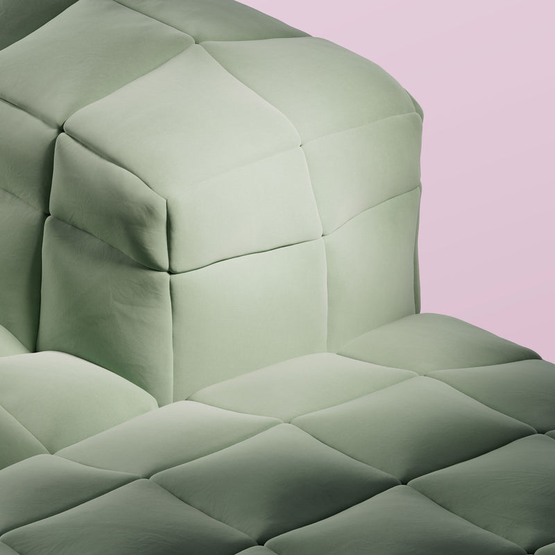 OUT Objekte unserer Tage - Henn Sofa 10