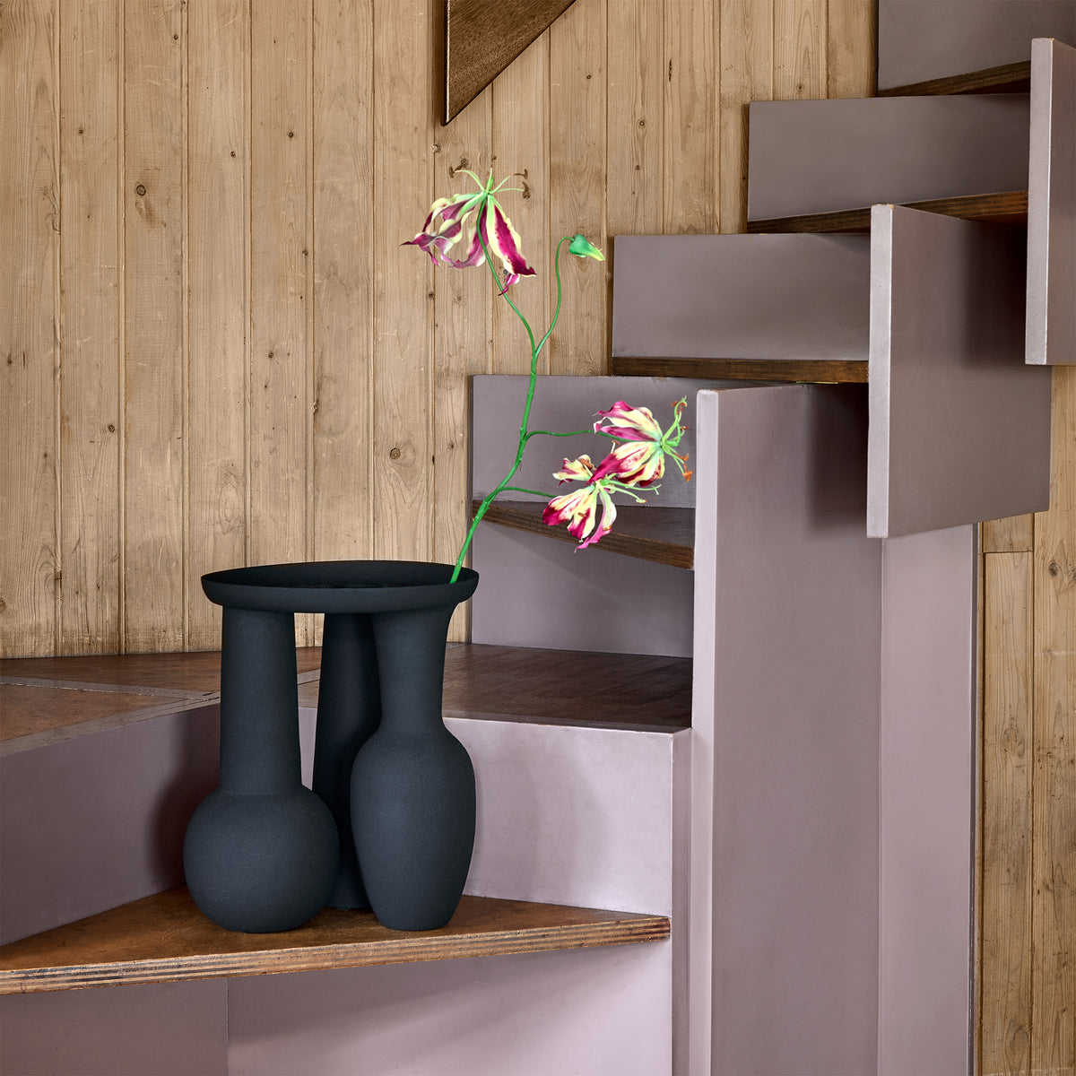 POLSPOTTEN - Roman Vase &amp; Plate | 