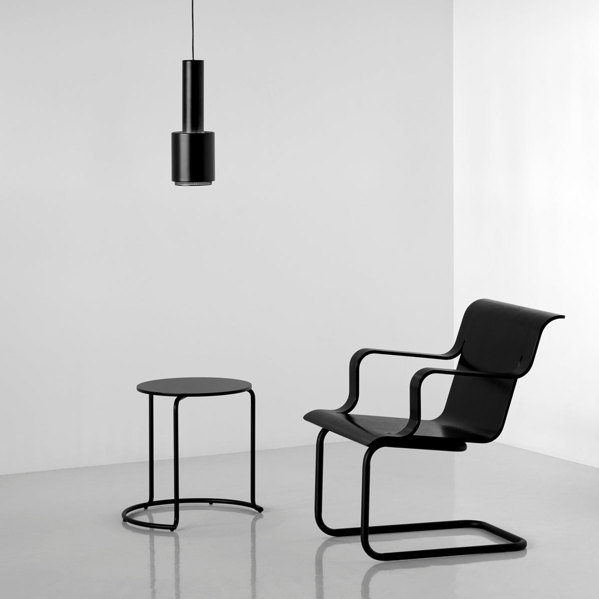 Artek - Side Table 606