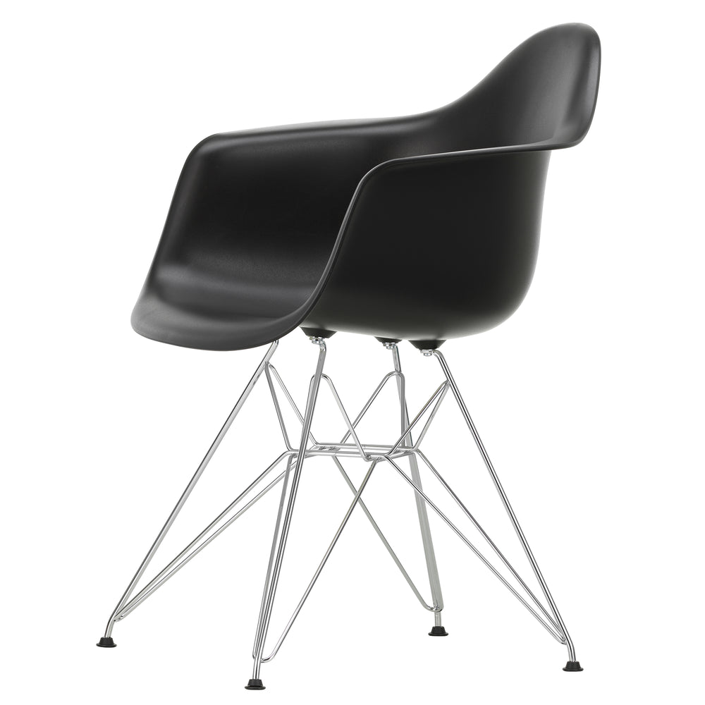 Vitra - Eames Plastic Armchair DAR RE | tiefschwarz RE / verchromt