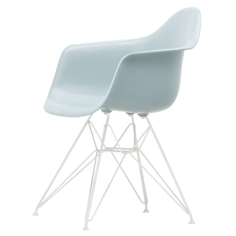 Vitra - Eames Plastic Armchair DAR RE | eisgrau RE / weiß